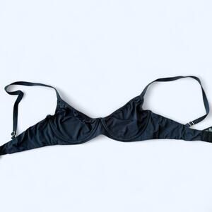 Skims black bra 32b